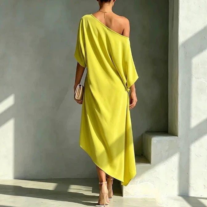 Camila – Elegant Asymmetric Dress